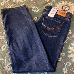Signature Levi Strauss True Straight Jeans